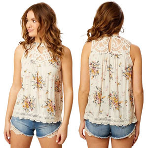 ALTAR’D STATE Cream Floral Print Lace Neck Tank M